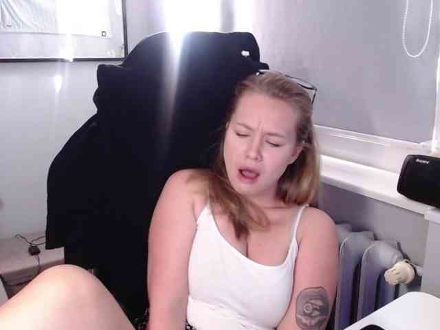 hollyBB