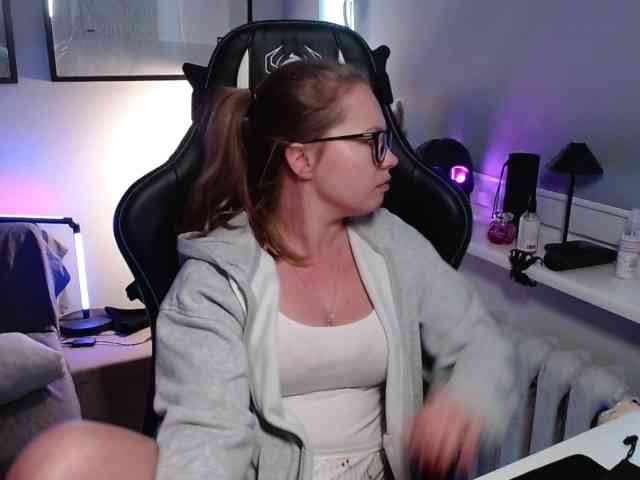 hollyBB