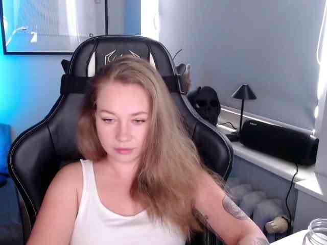 hollyBB