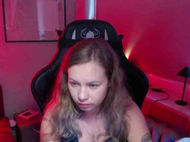 hollyBB webcam