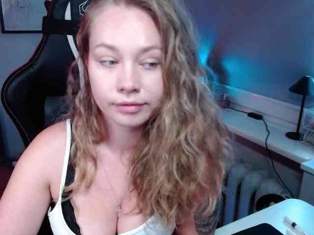 hollyBB
