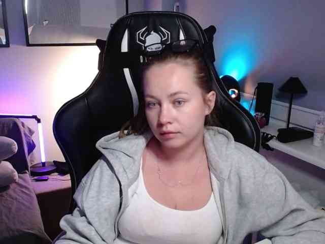 hollyBB