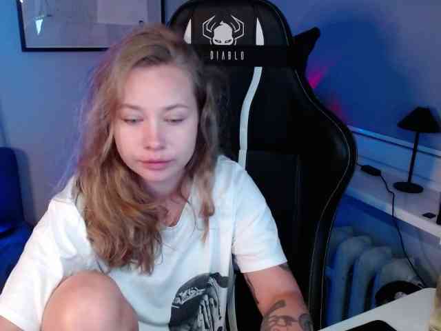 hollyBB