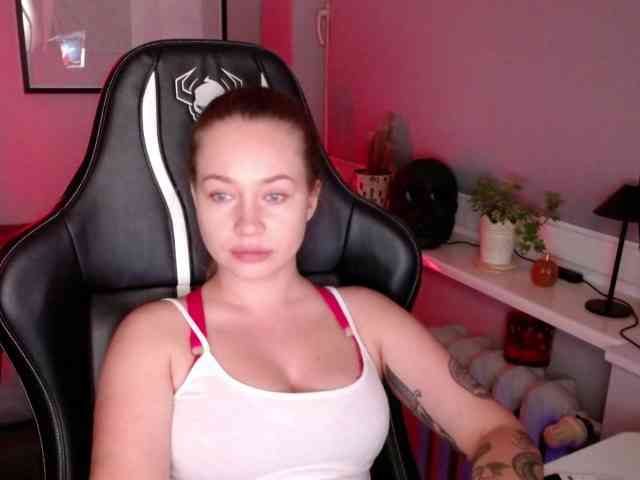 hollyBB