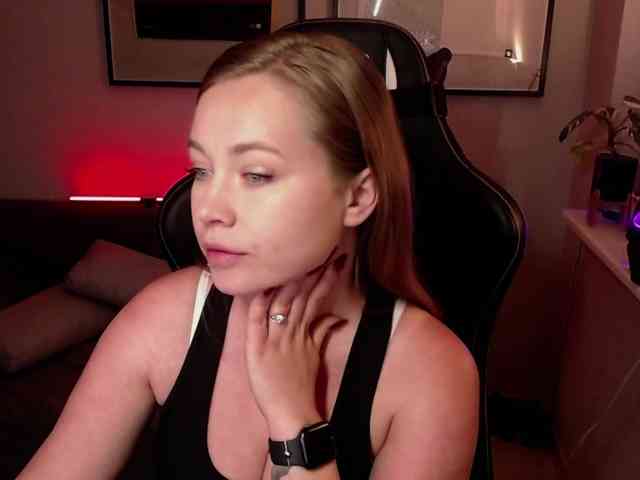 hollyBB
