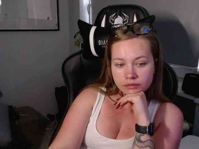 hollyBB