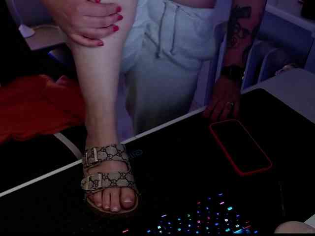 hollyBB webcam