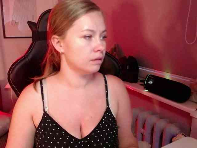 hollyBB