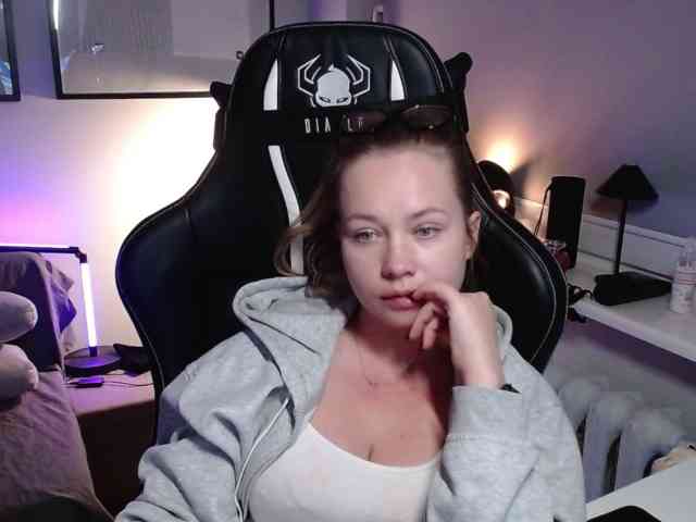 hollyBB