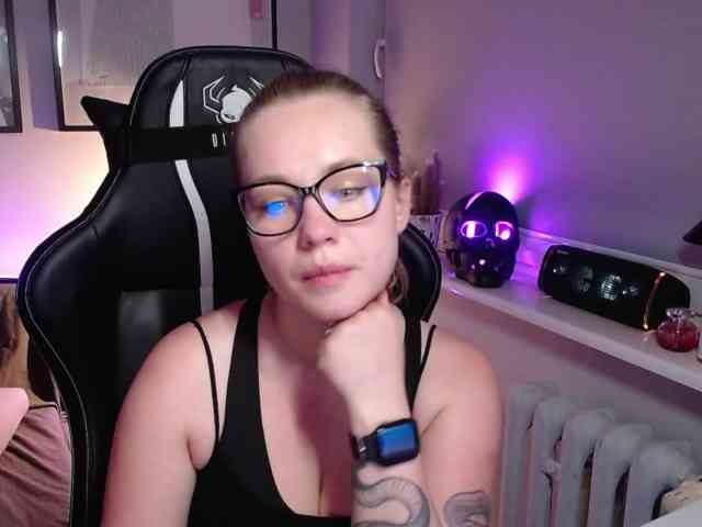 hollyBB