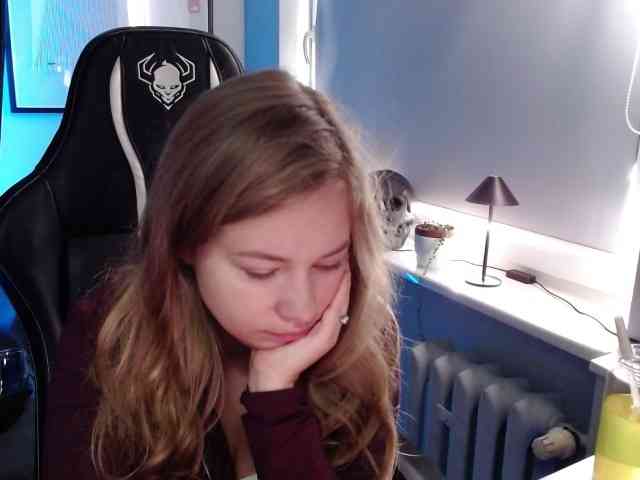 hollyBB webcam