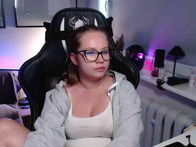 hollyBB