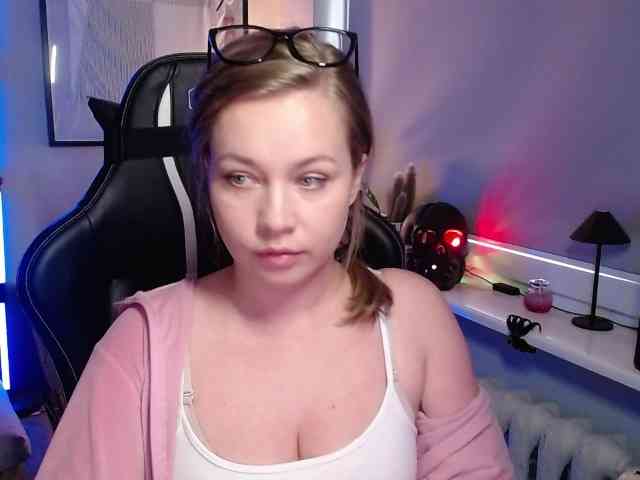 hollyBB