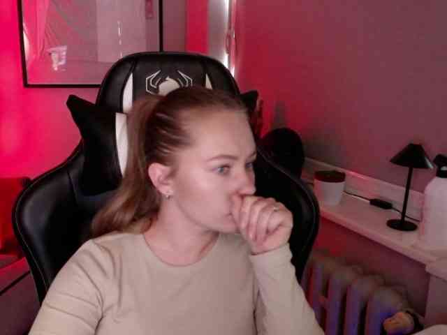 hollyBB