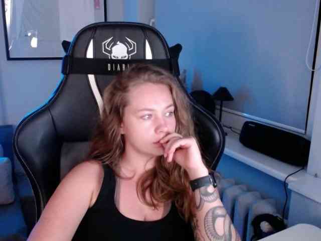 hollyBB