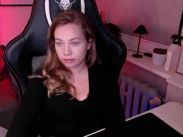 hollyBB