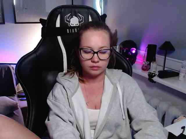 hollyBB