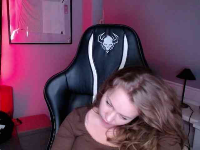 hollyBB