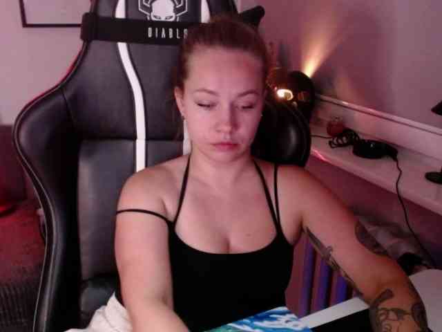 hollyBB