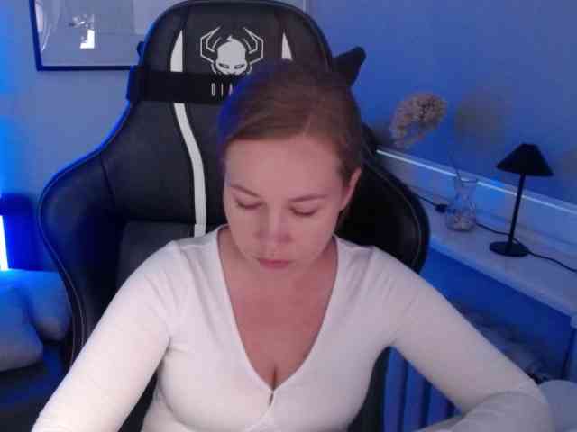 hollyBB