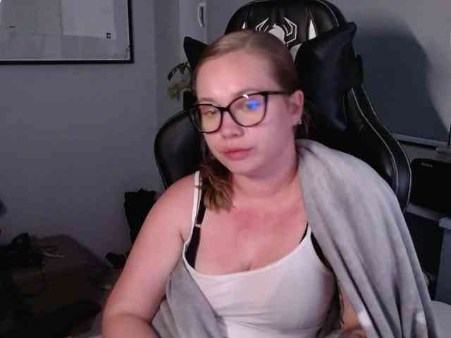 hollyBB