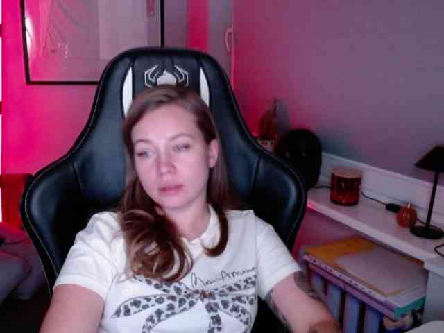 hollyBB
