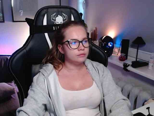 hollyBB
