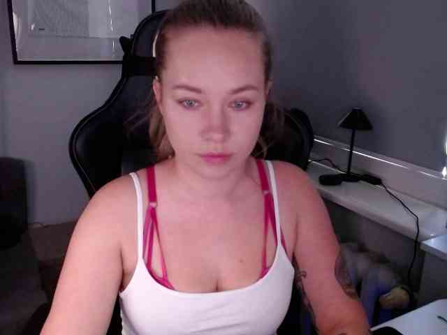 hollyBB