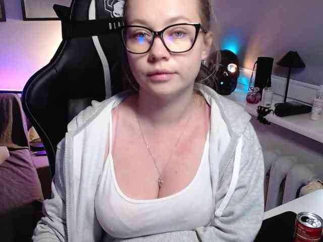 hollyBB