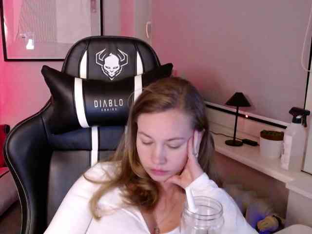hollyBB