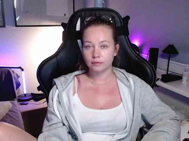 hollyBB