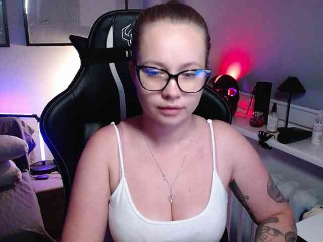hollyBB