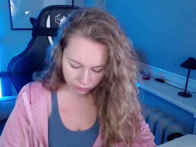 hollyBB