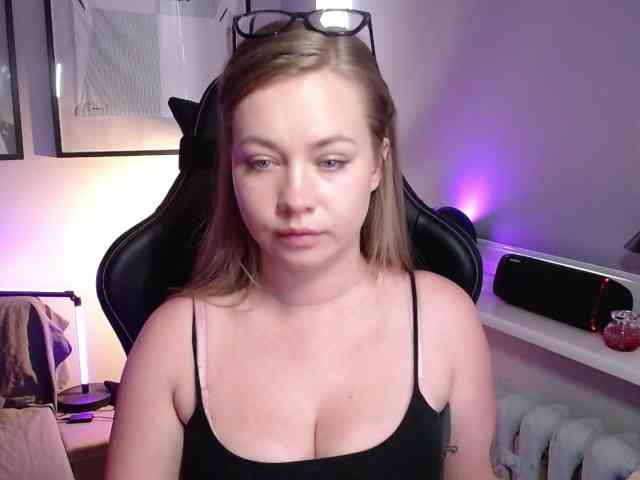 hollyBB