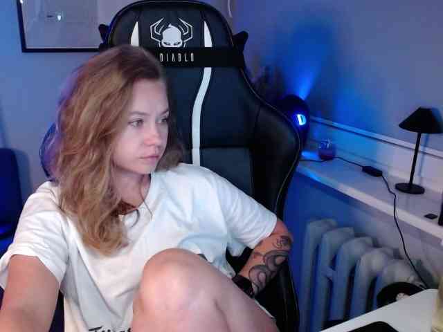 hollyBB