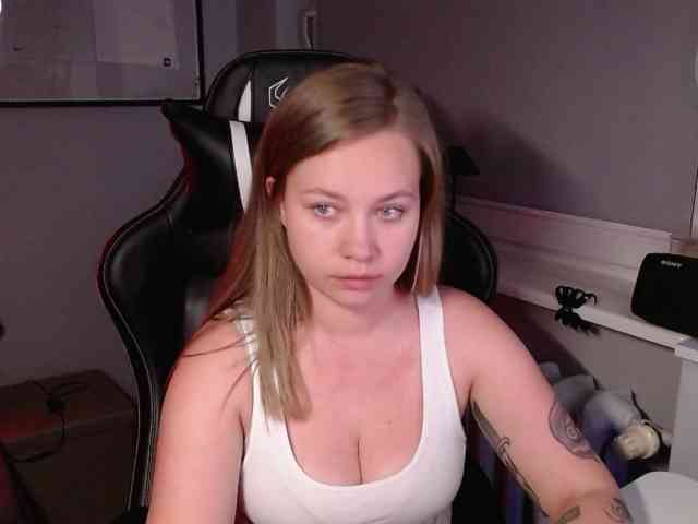 hollyBB