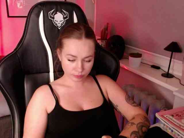 hollyBB