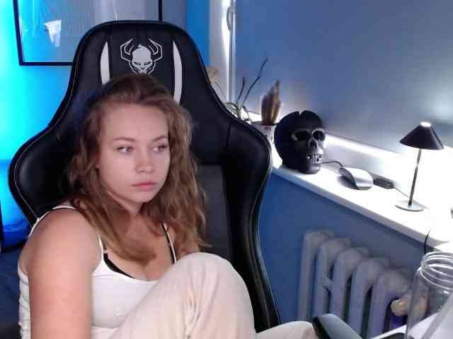hollyBB webcam
