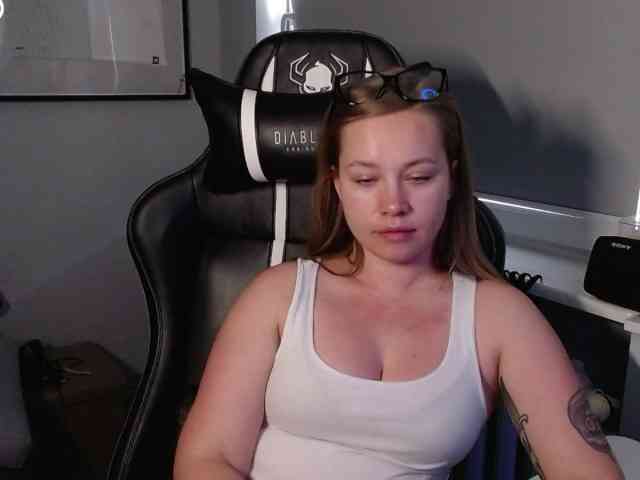 hollyBB