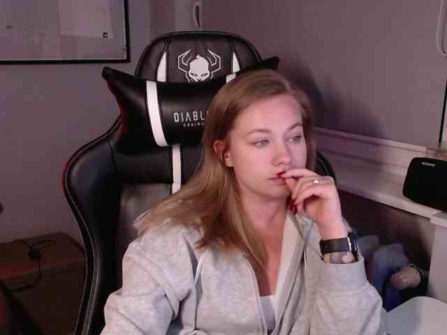 hollyBB