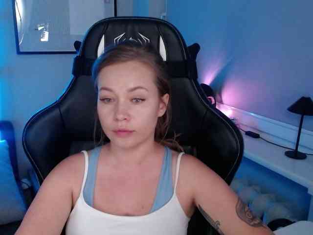 hollyBB