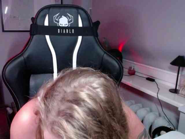 hollyBB