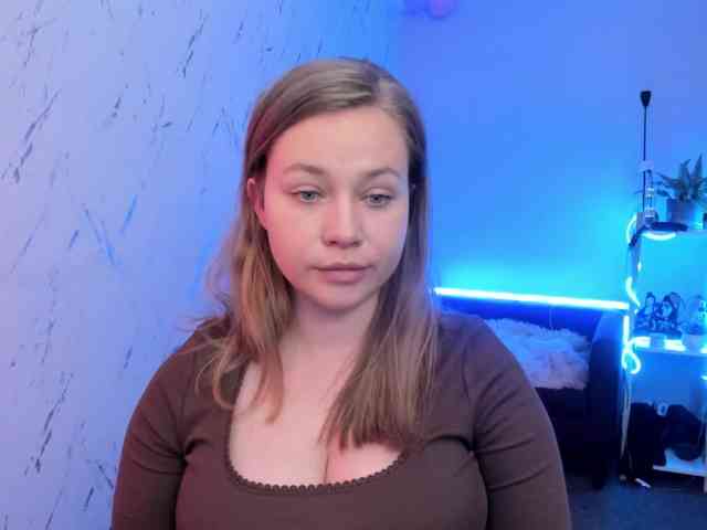 hollyBB webcam