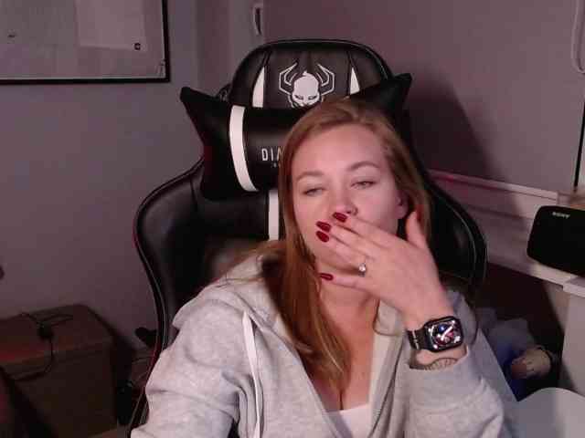 hollyBB