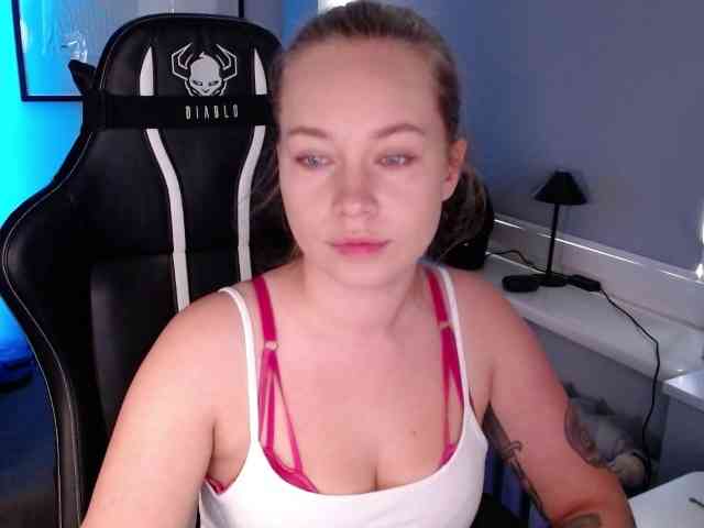 hollyBB