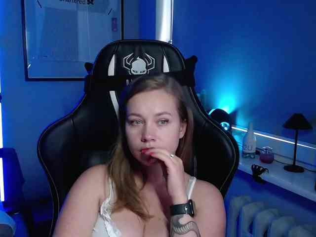 hollyBB