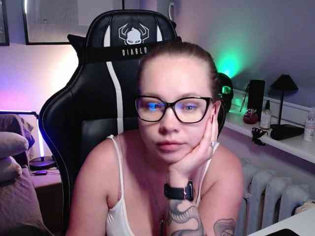 hollyBB