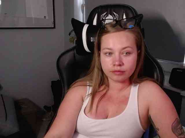 hollyBB