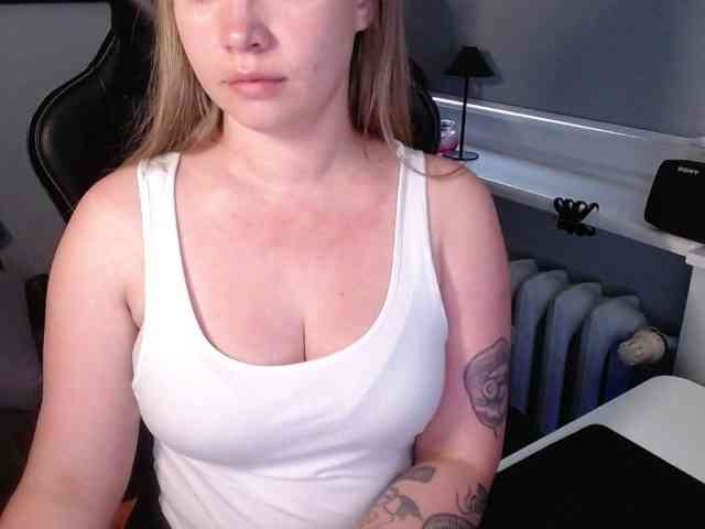 hollyBB