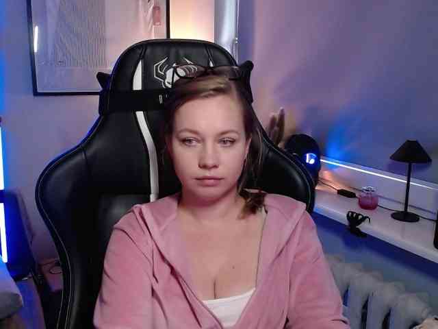 hollyBB